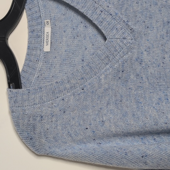MERSEA Montauk Speckled Knit V Neck Sweater Baby Blue OS - Picture 5 of 12